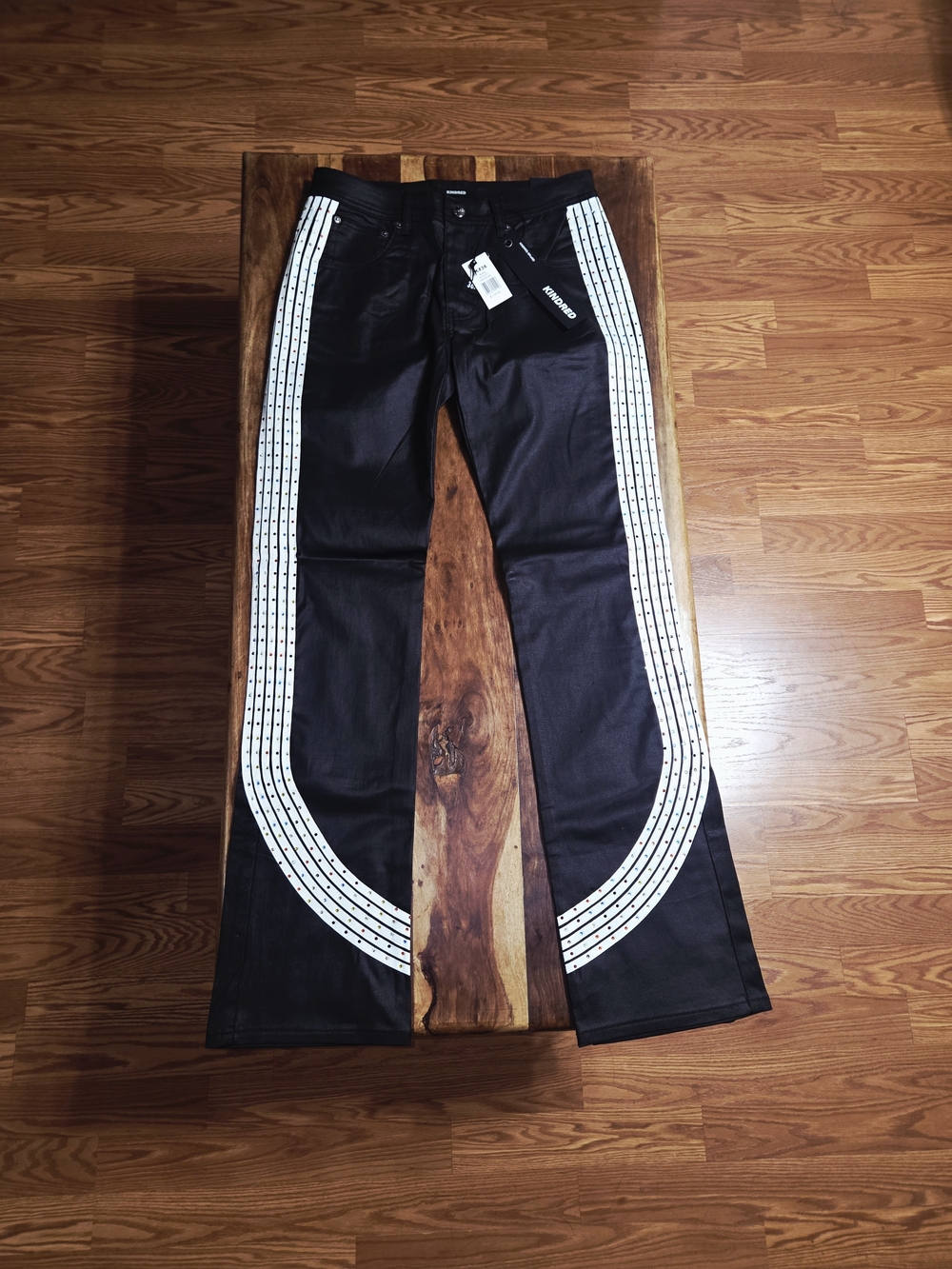 Kindred Men's Rhinestoned Relaxed Fit Black Jeans with White Panels. Size 36x36